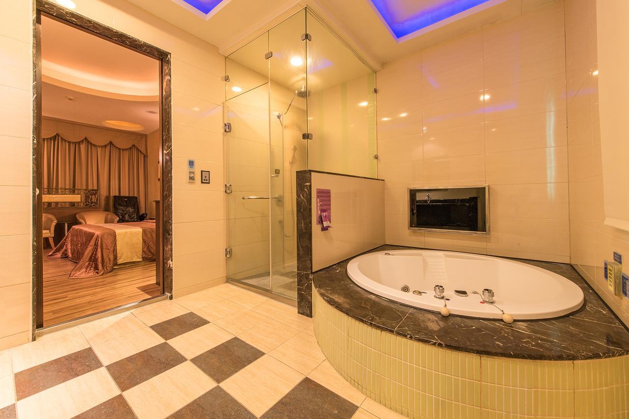 Hwu Meei Motel Ταϊνάν Εξωτερικό φωτογραφία